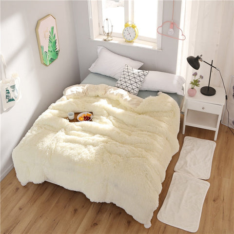 Therapeutic Fluffy Quilt Comforter Set with Pillowcases - Cream