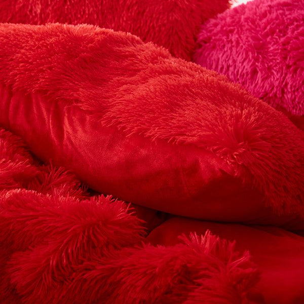 Therapeutic Fluffy Velvet Fleece Quilt Cover and Pillowcases - Red Passion