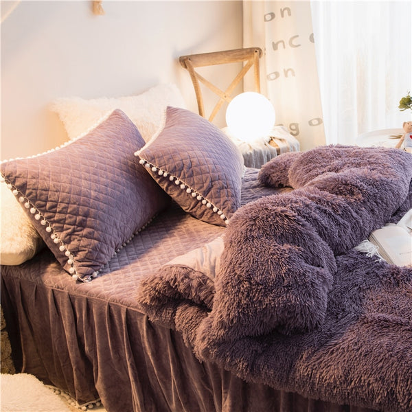 Therapeutic PomPom Fluffy Mink Fleece Bed Set - Dark Night