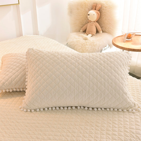 Therapeutic PomPom Fluffy Mink Fleece Bed Set - Cream